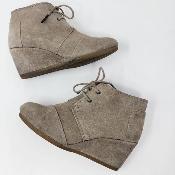 Toms Wedge Bootie Women 7.5 Desert Wedge Lace up Bootie in Taupe Suede 300415 - Picture 7 of 9